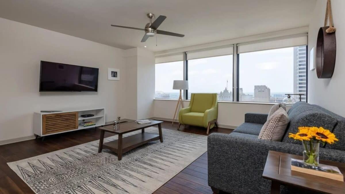 26Th Fl Bold Cozysuites With Pool, Gym Dallas Kültér fotó